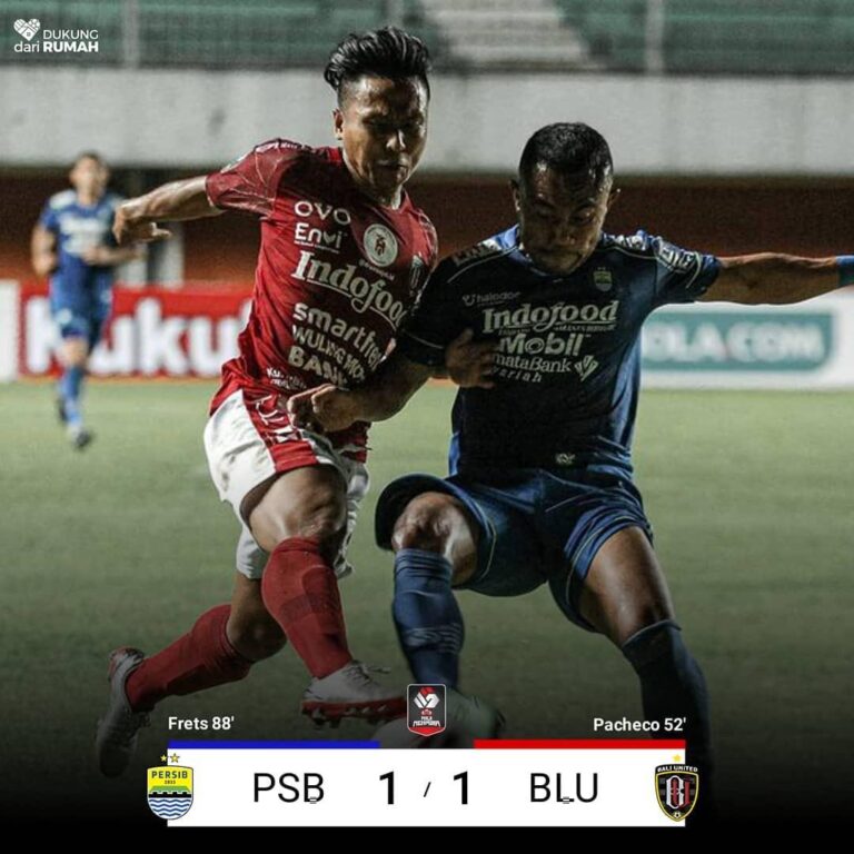 Berjalan Keras, Laga Persib dan Bali United Berakhir Sama Kuat