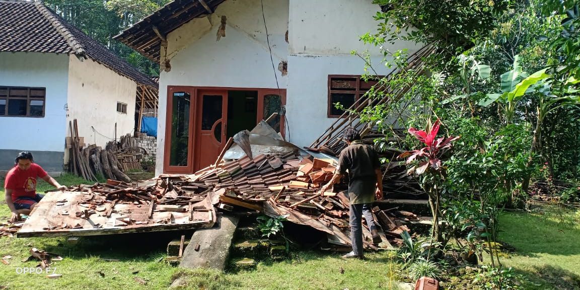 Gempa Jatim, Ribuan Rumah Rusak Hingga Gempa Susulan