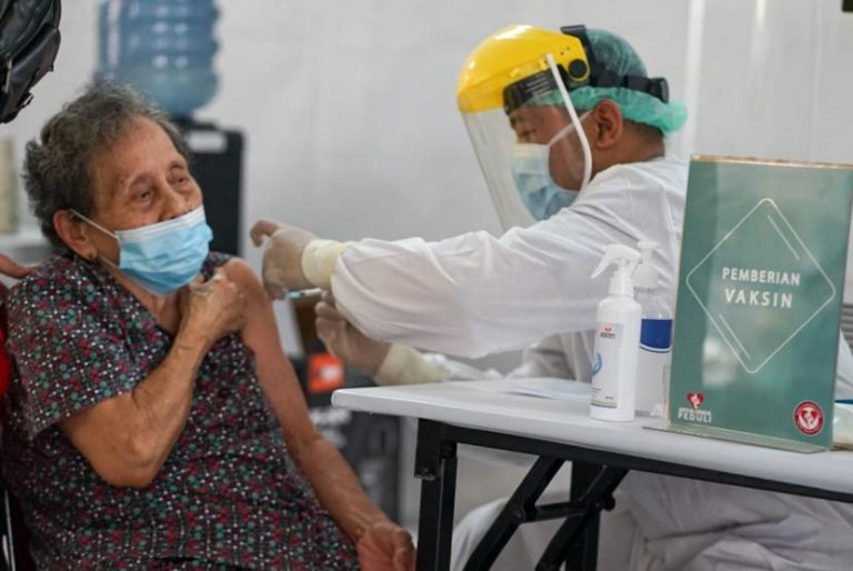 Dinkes Bantul Mulai Melaksanakan Vaksinasi Bagi Lansia, 400 Calon Haji Menjadi Prioritas