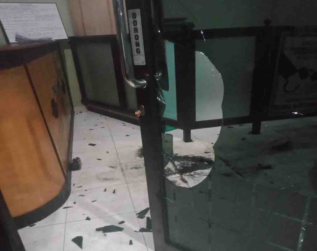 Kantor LBH Yogyakarta Diteror Bom Molotov