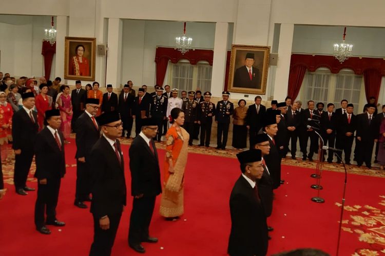 Presiden Jokowi Lantik 17 Dubes Baru RI Untuk 33 Negara Sahabat