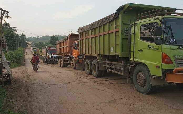 DPR RI Ingatkan Pemprov Realisasikan Jalan Khusus Tambang Pasca Jalan Parung Rusak Akibat Tambang