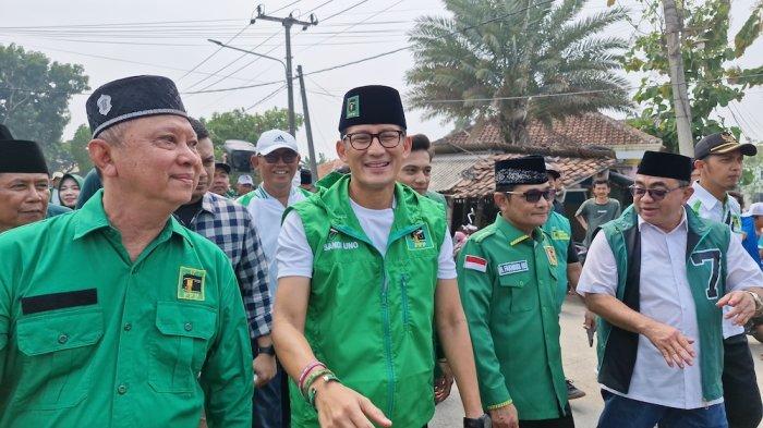 Sandiaga Uno Blusukan Ke Karawang : Optimis Ganjar-Mahfud Maju Di Putaran Kedua