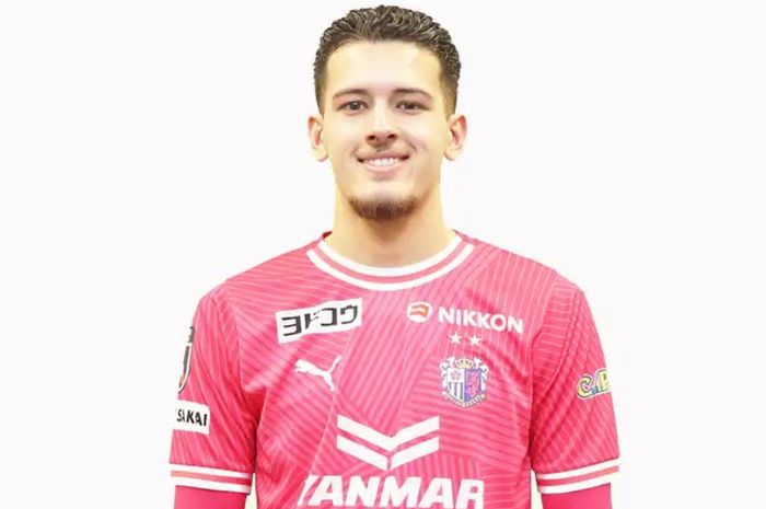 Resmi, Justin Hubner Berseragam Cerezo Osaka!